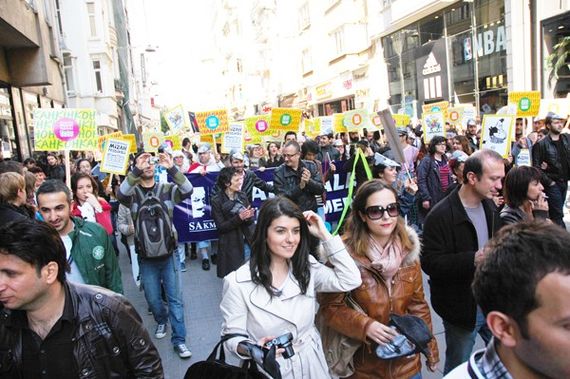 Uluslararası Mizah Festivali / Festivalde istiklal caddesi canlı sergisi